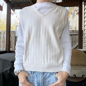 Super cool vintage 1990s/early 2000s white golf sweater vest!